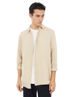 Guess - Men Beige Solid Spread Collar Shirt