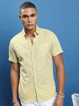 HIGHLANDER - Men Lime Green Slim Fit Floral Shirt