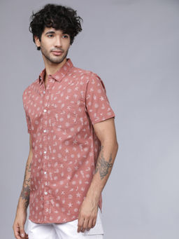 HIGHLANDER - Men Pink Slim Fit Printed Shirt