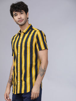 HIGHLANDER - Men Multi-Color Slim Fit Striped Shirt