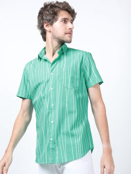 HIGHLANDER - Men Green Striped Slim Fit Shirt