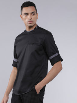 HIGHLANDER - Men Black Solid Slim Fit Shirt