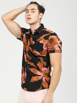 HIGHLANDER - Men Black Printed Slim Fit Shirt