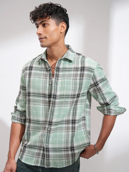 HIGHLANDER - Men Green Relaxed Fit Cutaway Tartan Checked Casual Shirt