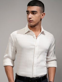 HIGHLANDER - Men White Popcorn Textured Relaxed Shirt