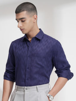 HIGHLANDER - Men Navy Blue Regular Fit Textured Spread Collar Cotton Casual Shirt