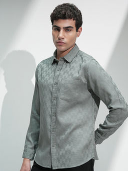 HIGHLANDER - Men Olive Regular Fit Textured Spread Collar Cotton Casual Shirt