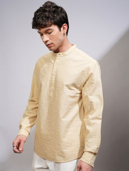 HIGHLANDER - Men Yellow Dobby Striped Relaxed Fit Shirt