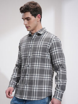 HIGHLANDER - Men Grey Cord Checks Utility Pocket Relaxed Shirt