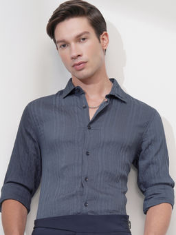 HIGHLANDER - Men Blue Slim Fit Textured Party Shirt