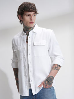 HIGHLANDER - Men White Relaxed Fit Textured Spread Collar Cotton Casual Shirt