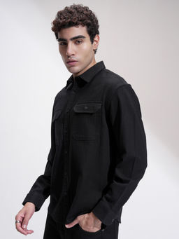 HIGHLANDER - Men Black Cutaway Collar Relaxed Fit Shirt