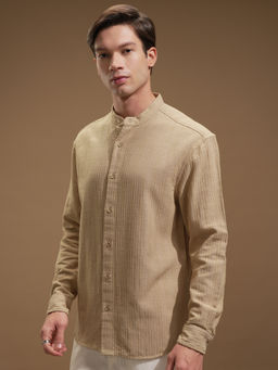 HIGHLANDER - Men Khaki Stripes Mandarin Collar Regular Striped Casual Shirt