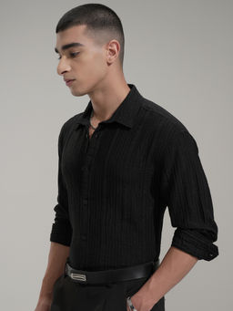 HIGHLANDER - Men Black Textured Relaxed Shirt