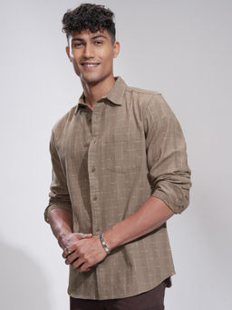 HIGHLANDER - Men Khaki Grindle Yarn Checked Casual Shirt