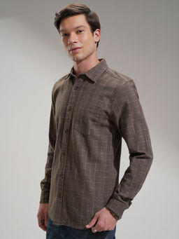 HIGHLANDER - Men Brown Grindle Yarn Checked Casual Shirt