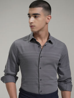 HIGHLANDER - Men Grey Dobby Striped Casual Shirt