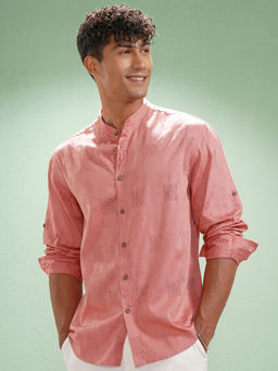 HIGHLANDER - Men Coral Regular Opaque Casual Shirt
