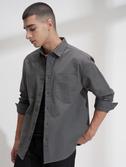 HIGHLANDER - Men Grey Relaxed Fit Solid Spread Collar Cotton Casual Shirt