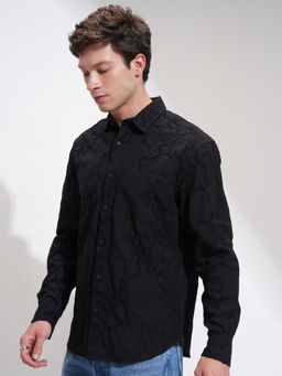 HIGHLANDER - Men Black Regular Casual Shirt