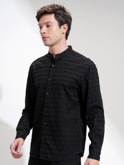 HIGHLANDER - Men Black Self Design Relaxed Fit Cotton Casual Shirt