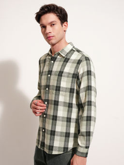 HIGHLANDER - Men Green Dobby Checks Casual Shirt
