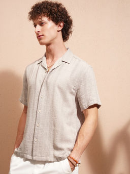 HIGHLANDER - Men Beige Dobby Textured Cuban Collar Oversized Shirt