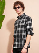 Black color option, Currently selected
