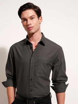 HIGHLANDER - Men Grey Solid Relaxed Shirt