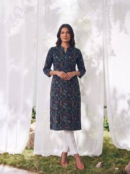 Rangita - Women Blue Rayon Printed Straight Kurta