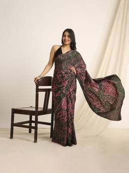 Navyasa By Liva - Olive Liva Crepe Abstract Print Saree