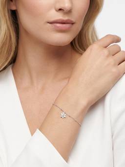 Carlton London - 925 Sterling Silver Rhodium Plated Cz Floral Charm Adjustable Bracelet