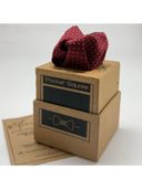 Maroon color option, Currently selected