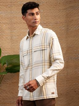 LOCOMOTIVE - Men Beige Checks Casual Shirt