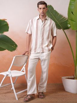 LOCOMOTIVE - Men White Stripes Casual Shirt