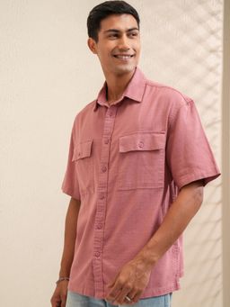 LOCOMOTIVE - Men Pink Solid/Plain Casual Shirt