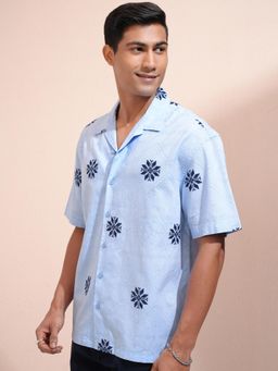 LOCOMOTIVE - Men Blue Floral Casual Shirt