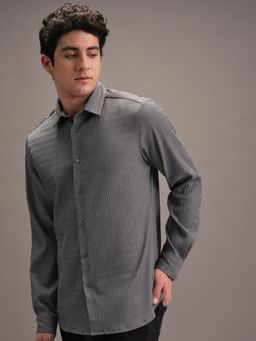 LOCOMOTIVE - Men Grey Textured Casual Shirt