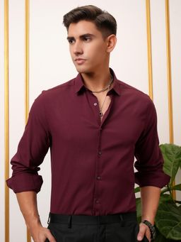 LOCOMOTIVE - Men Maroon Solid/Plain Casual Shirt