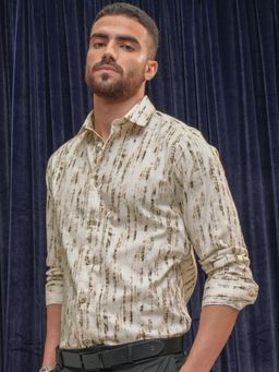 LOCOMOTIVE - Men Beige Abstract Casual Shirt