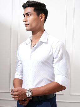 LOCOMOTIVE - Men White Printed Casual Shirt