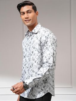LOCOMOTIVE - Men Grey Abstract Casual Shirt