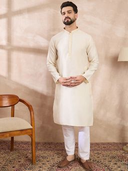 ETHNIC BAY - Men Silk Blend Off White Self Design Kurta