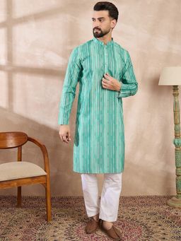 ETHNIC BAY - Men Silk Blend Green Printed Kurta
