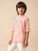 Red color option, Sold out, Currently selected