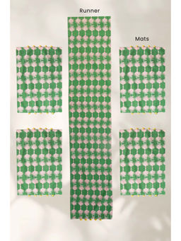 Freedom Tree - Aphid Green Daze Cotton Table Mats & Runner (Set Of 5)