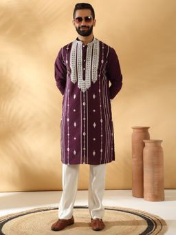 KRAFT INDIA LUXE - Men Purple Embroidered Regular Fit Kurta with Pyjama (Set of 2)