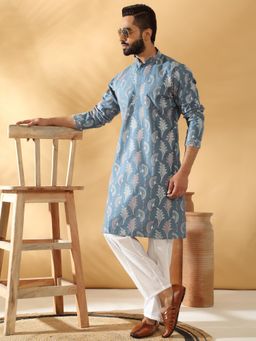 KRAFT INDIA LUXE - Men Blue Floral Regular Fit Kurta with Pyjama (Set of 2)