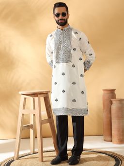 KRAFT INDIA LUXE - Men Cream Embroidered Regular Fit Kurta with Pyjama (Set of 2)