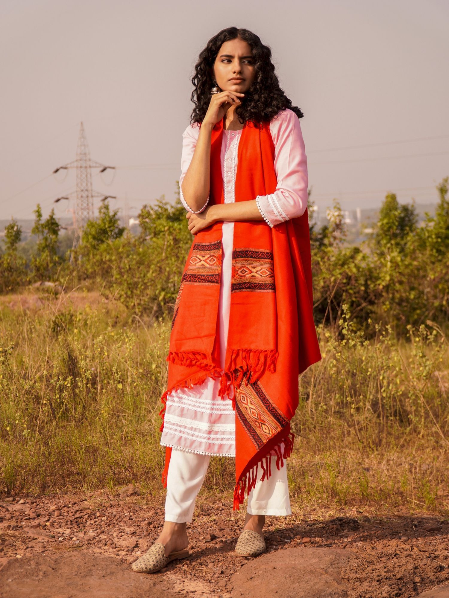zamour Women Woollen Himalayan Weave Red Cape-picture-36